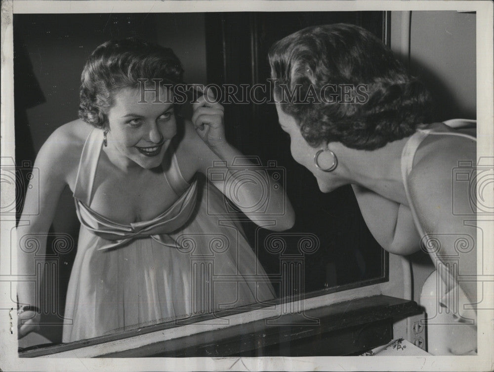 1956 Press Photo Actress Patricia Cutts - Historic Images