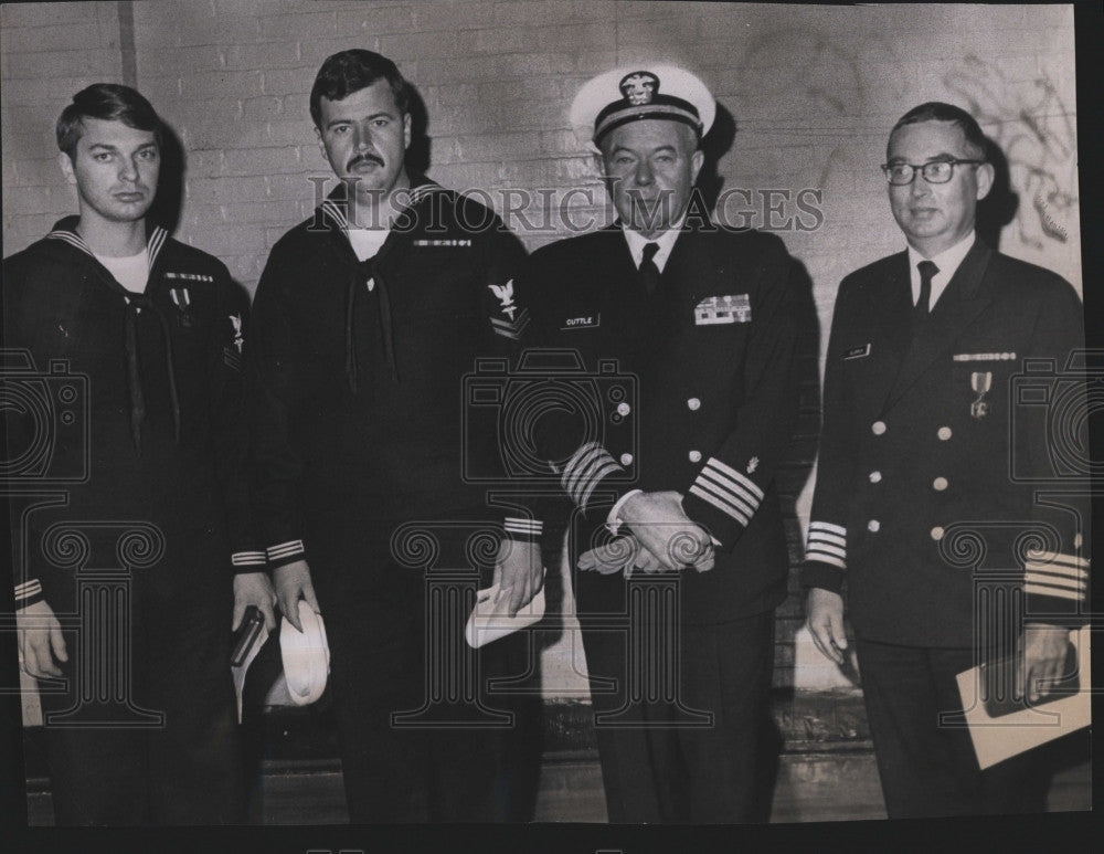 1969 Press Photo Charles Bradshaw, Bruce Letrourneau, Capt. R. Alpach - Historic Images