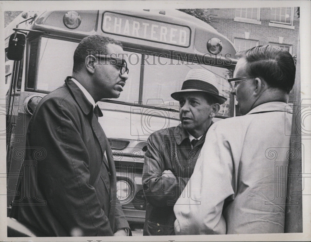 Press Photo American Reporter Eddie Corsett - Historic Images