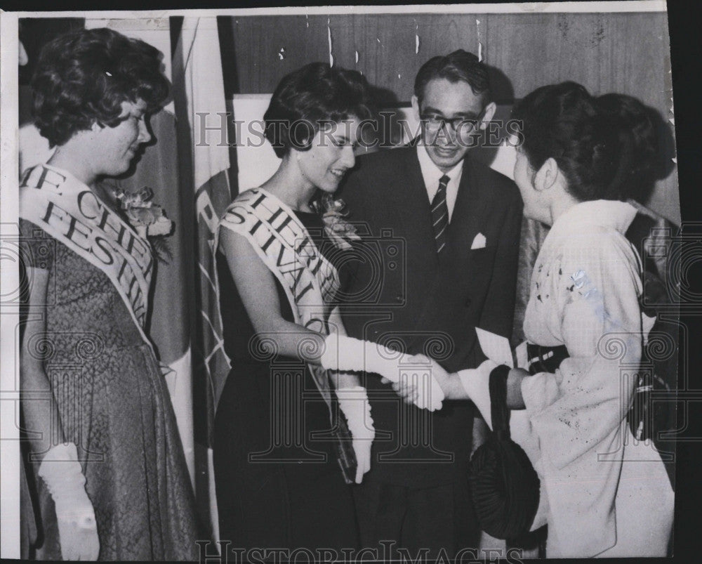 1962 Press Photo Frances Pastore &amp; Kathleen Knous Cherry Blossom Queens - Historic Images