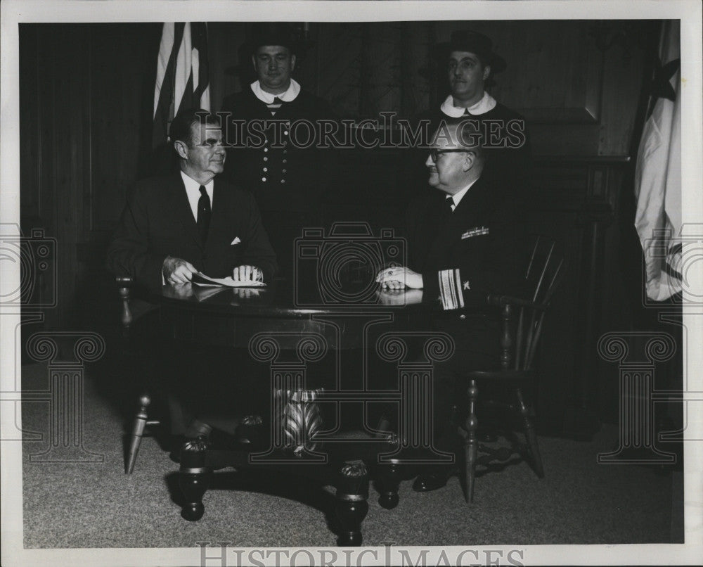 1956 Press Photo Benjamin Strong, Adm. W. Knickerbocker, A. Ebert, E. Zetpieri - Historic Images