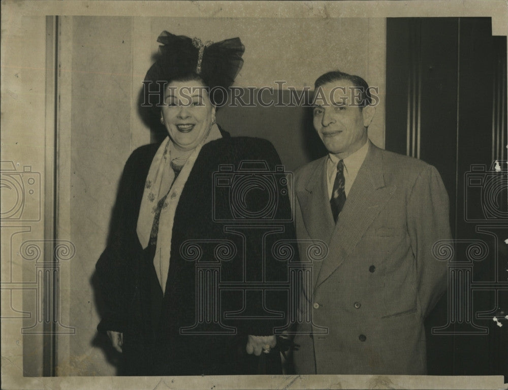 1956 Press Photo Mr and Mrs Philip Saporito,Liquor Law Violation - Historic Images