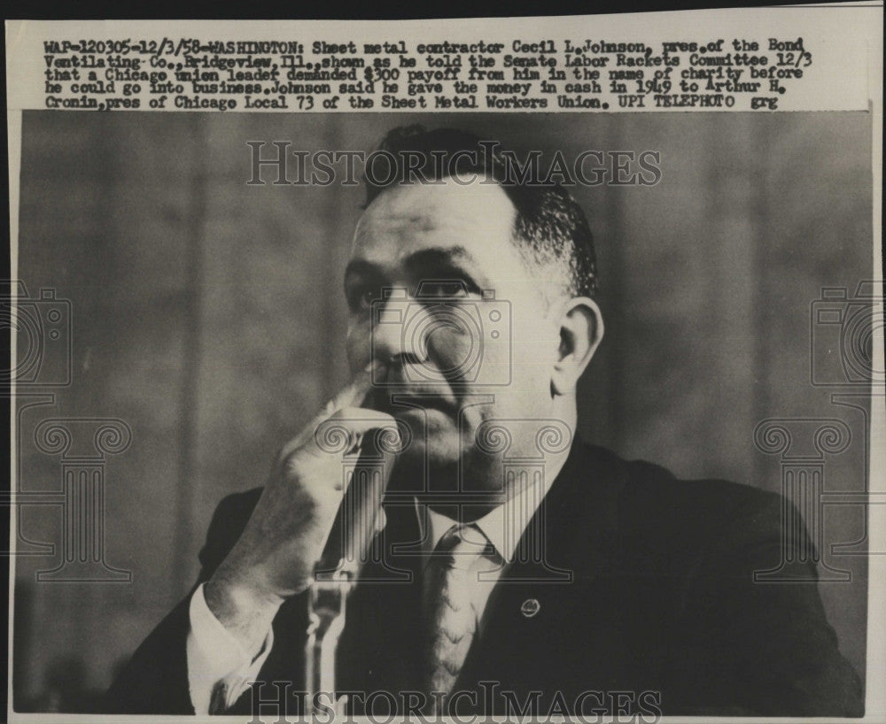 1958 Press Photo Cecil Johnson, Sheet Metal Contractor in Meeting - Historic Images