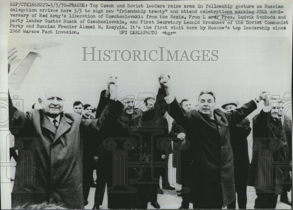 1970 Press Photo Ludvik Svoboda and Leonid Brezhnev in Treaty Meeting - Historic Images