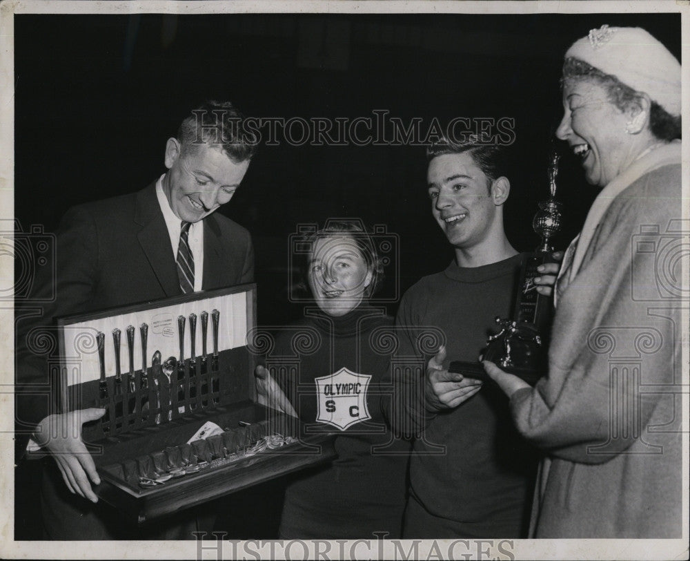 1957 Press Photo Jack Conway with Beverly Rymes  Danny Goerge Mrs William Mullen - Historic Images