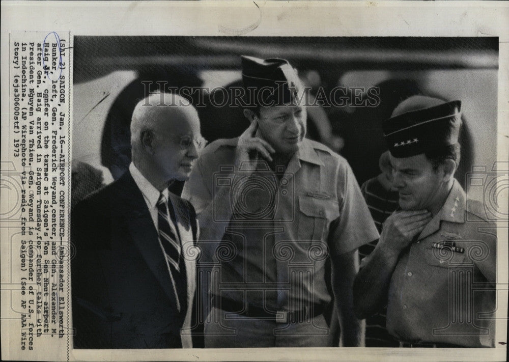 1973 Press Photo Ellsworth Bunker, Gen. Frederick Weyand, Gen. A. Haig, Jr. - Historic Images