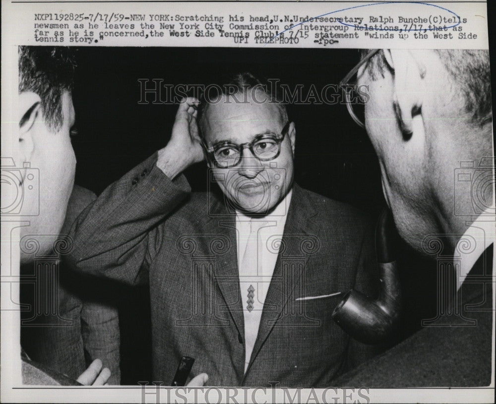 1959 Press Photo Dr Ralph J Bunche,UN Under Sec leaving New York - Historic Images