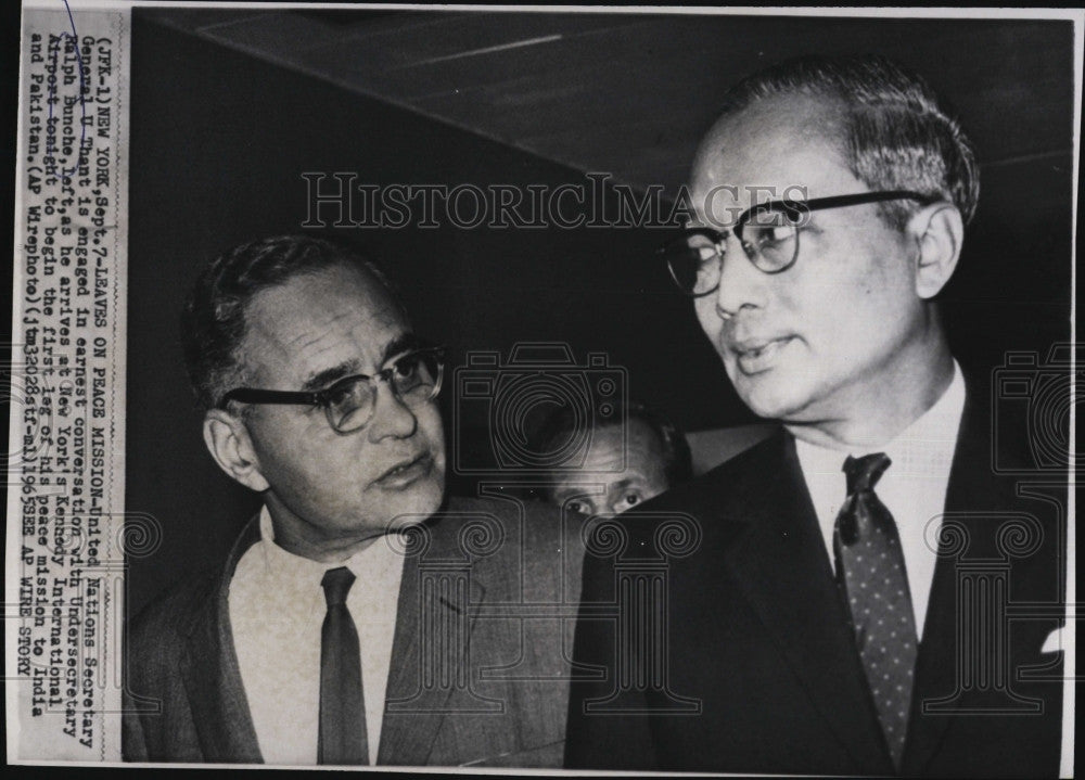 1965 Press Photo UN Sec Gen U Thant with under sec Ralph Bunche - Historic Images