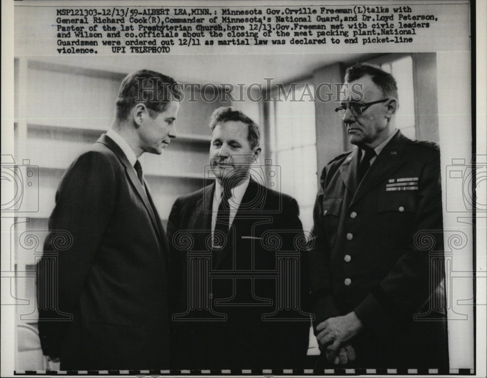 1959 Press Photo Gov. Freeman and Gen. Richard Cook. - Historic Images