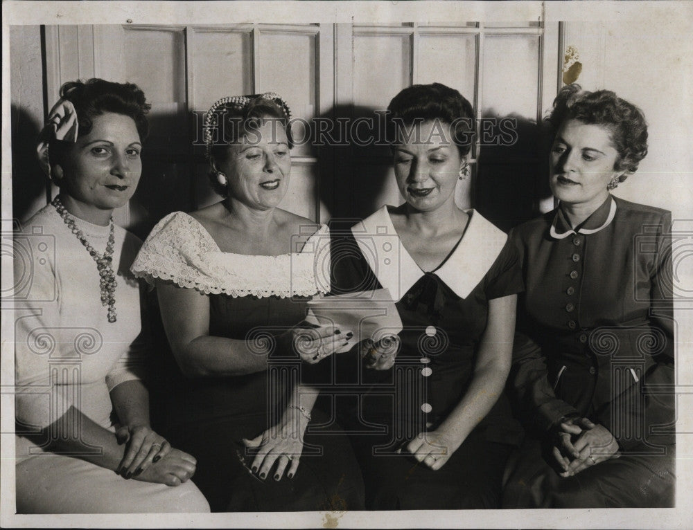 1955 Press Photo Mrs. Paul Sorgi,Mrs,Anthony Tauran,&amp; Mrs. Arthur Russo - Historic Images