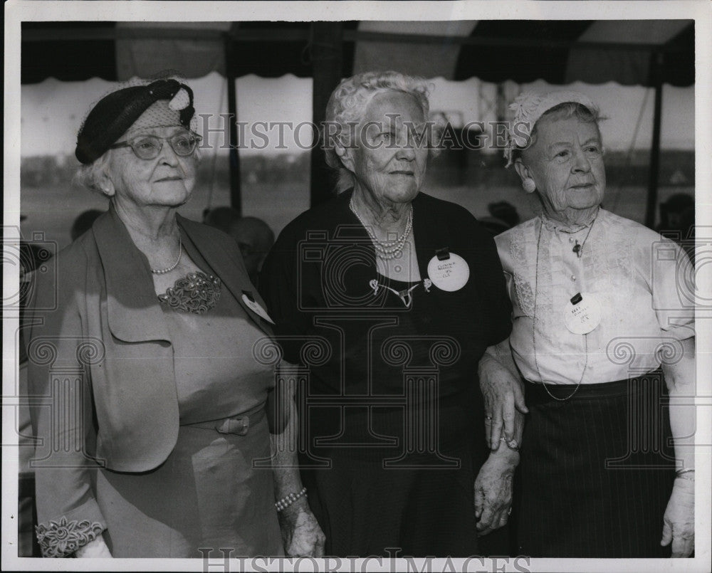 1957 Press Photo Boston University Alumni Class of 1896 - Historic Images