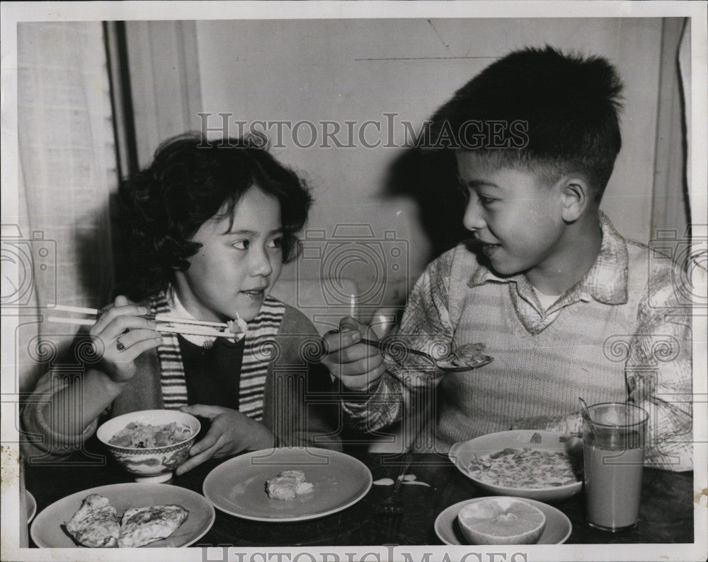 1957 Press Photo Aurora Way &amp; brother  after being smuggled out of China - Historic Images