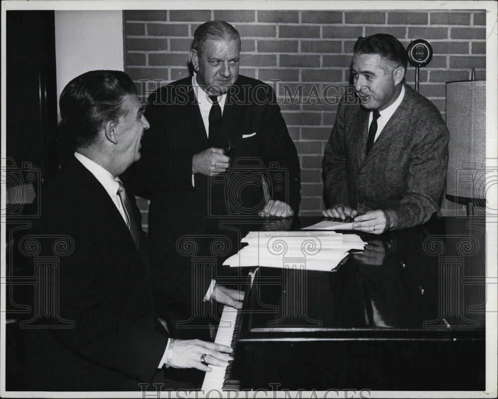 1964 Press Photo Randall Weeks, Boston U &amp; EC Parks &amp; Lawrence Coughlin - Historic Images