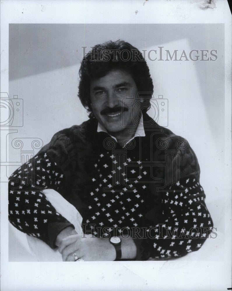 1987 Press Photo Pop Singer Engelbert Humperdinck - Historic Images