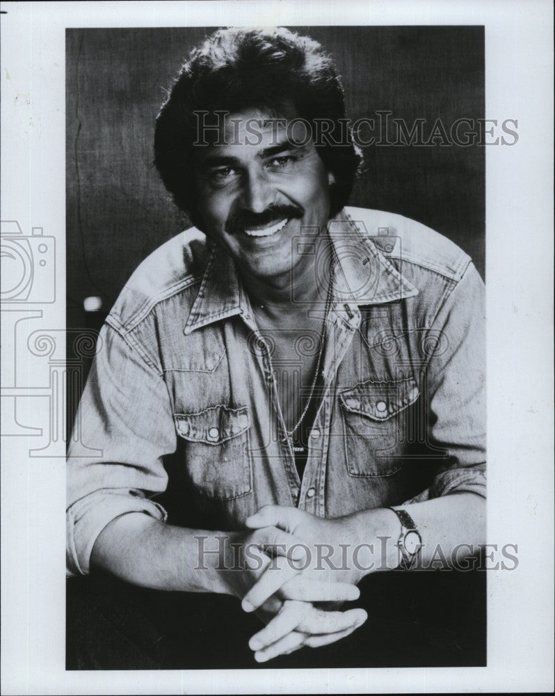 Press Photo Pop Singer Engelbert Humperdinck - Historic Images