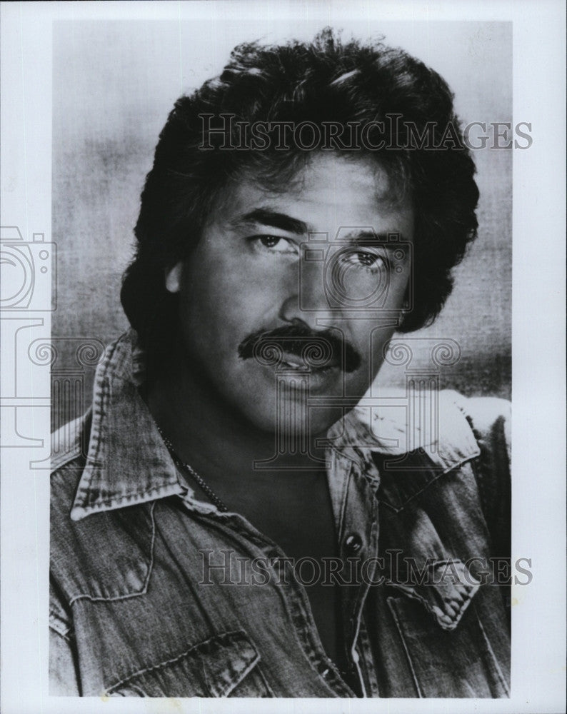 Press Photo Pop Singer Engelbert Humperdinck - Historic Images