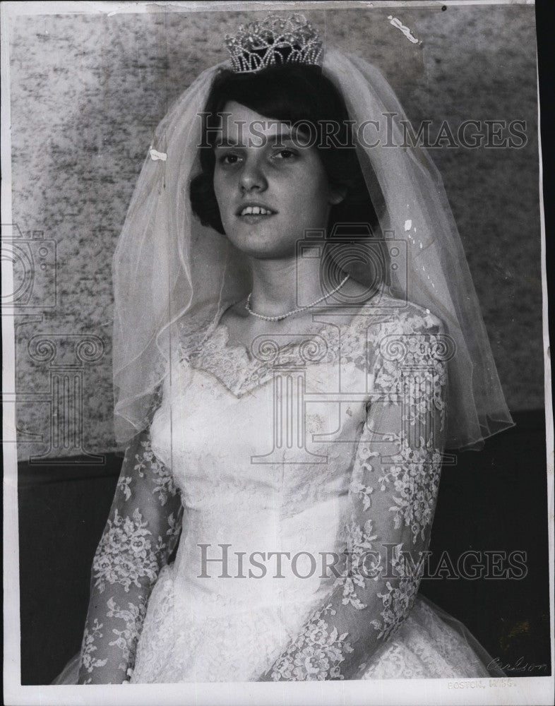 1966 Press Photo Reta H. Rommers on Wedding Day - Historic Images