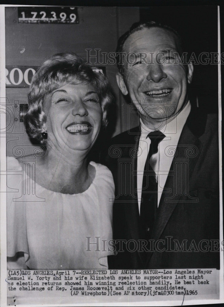 1965 Press Photo Samuel W. Yorty, Los Angeles Mayor and Wife Elizabeth - Historic Images