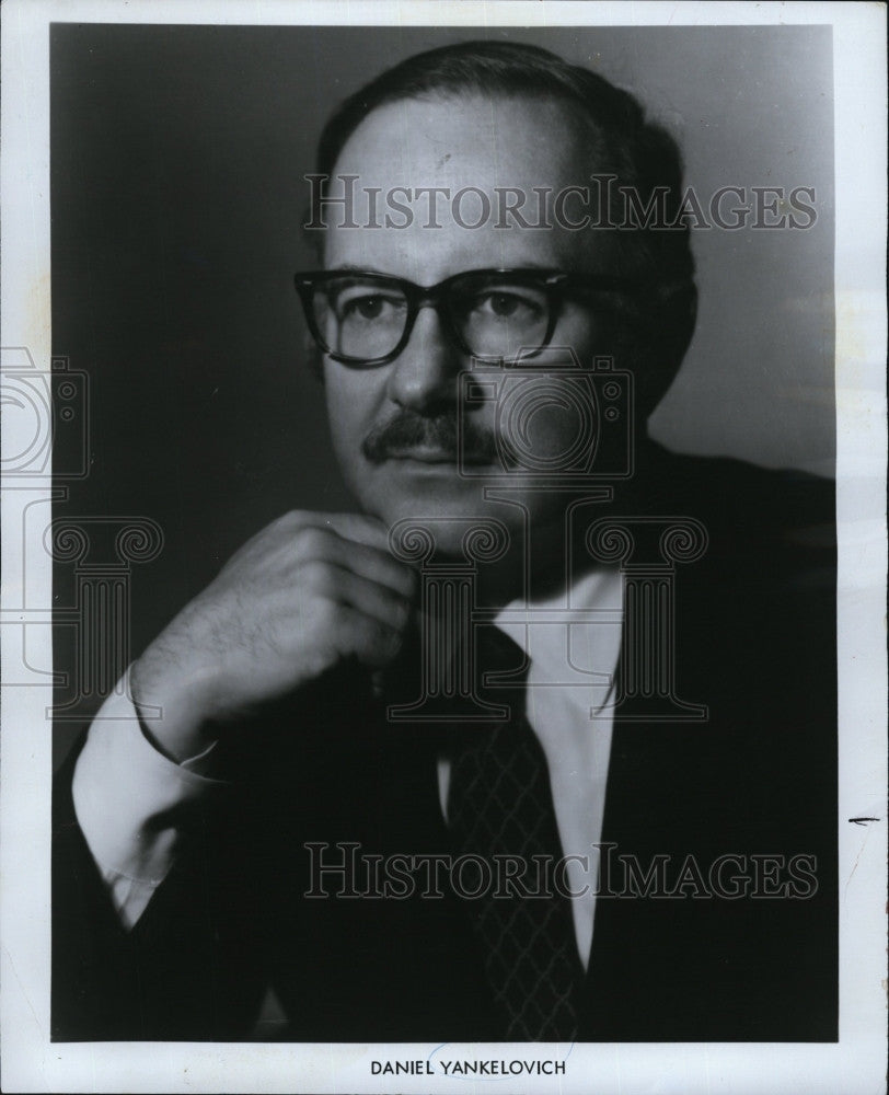 1972 Press Photo Daniel Yankelovich, public opinion analyst and social scientist - Historic Images