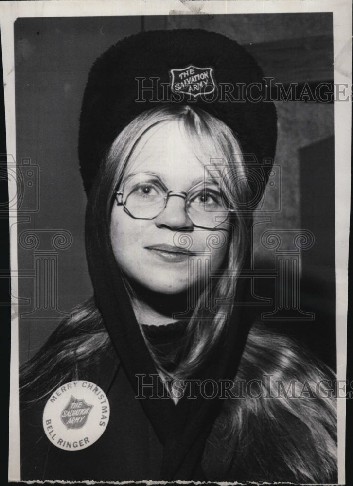 1971 Susan Yoh retires after first day on job. - Historic Images