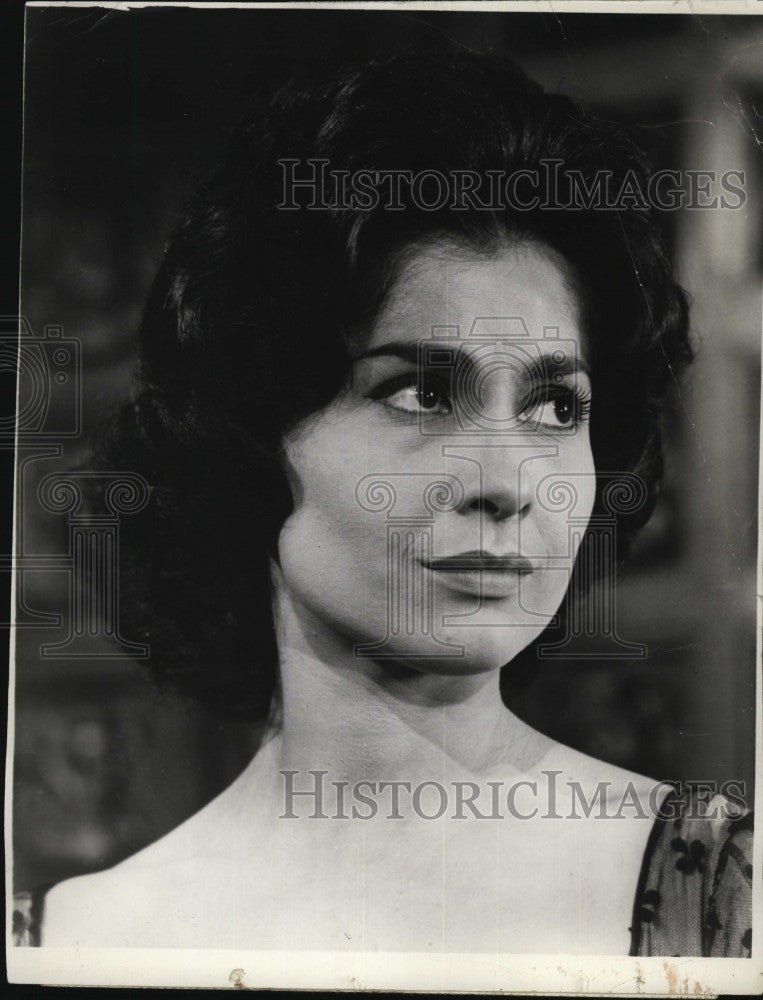 1961 Press Photo Carol Lawrence in &quot;The Iron Silence&quot; on The General Electric - Historic Images