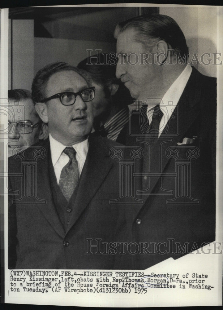 1975 Press Photo Secretary Of State Henry Kissinger &amp; Rep. Thomas Morgan - Historic Images