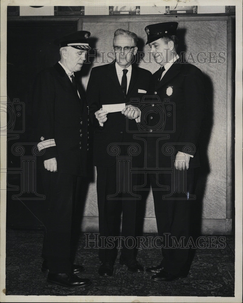 1965 Press Photo Fire Commissioner Thomas J. Griffin &amp; Joseph V. Morgan At Ball - Historic Images