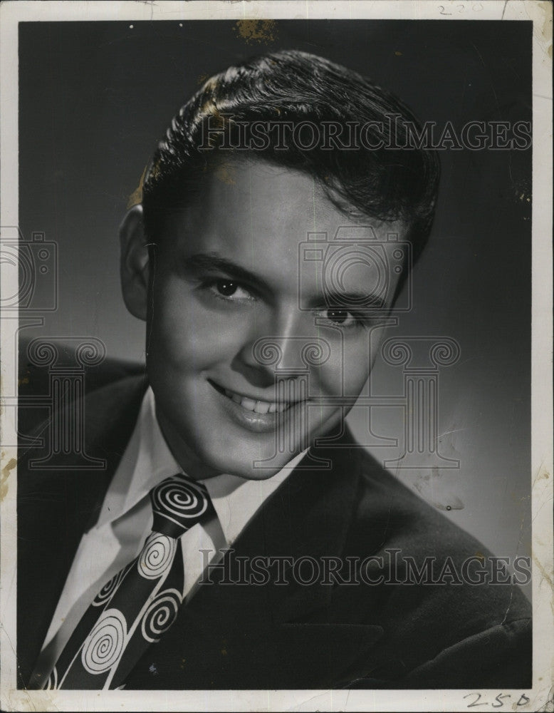 1949 Press Photo Singer Bill Lawrence - Historic Images