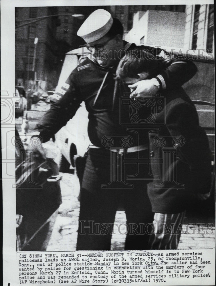 1970 Press Photo Armed Service Policeman Leads AWOL Sailor Joseph Morin out of - Historic Images