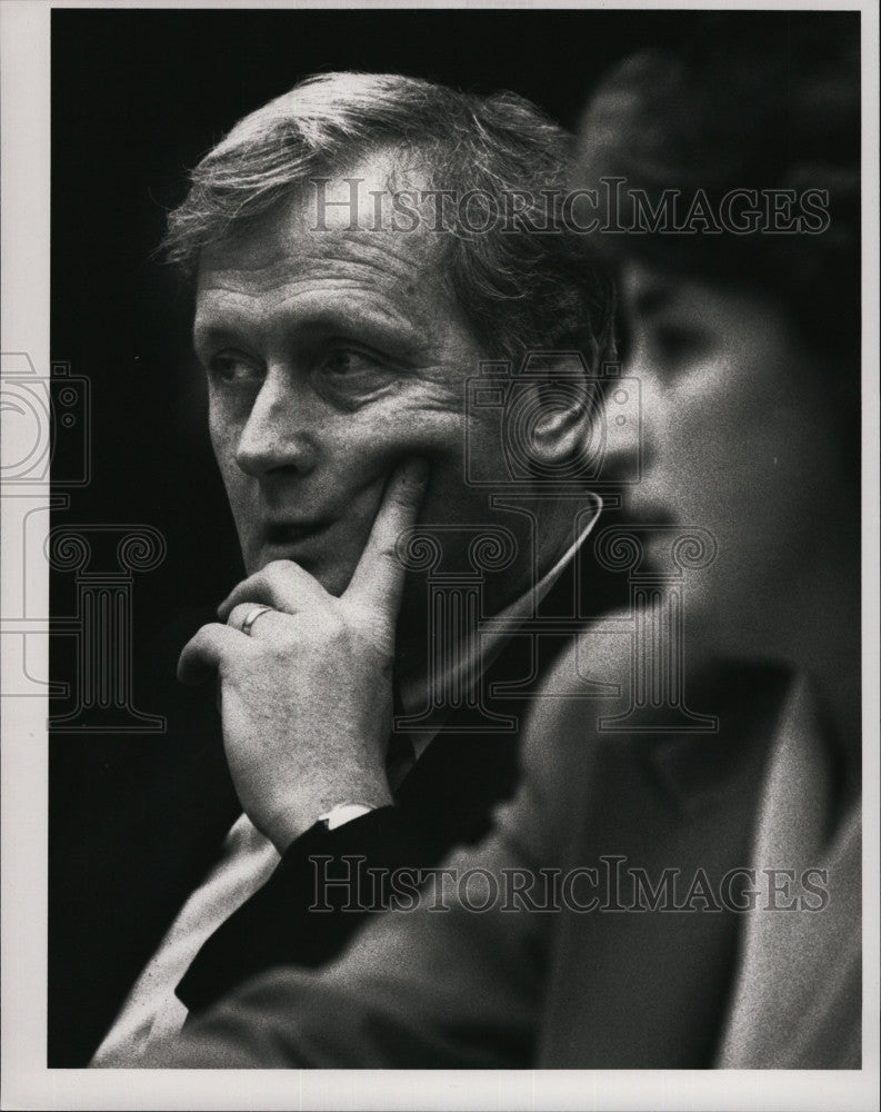 1992 Press Photo State Rep. Timothy O&#39;Leary During Arraignment In Court - Historic Images