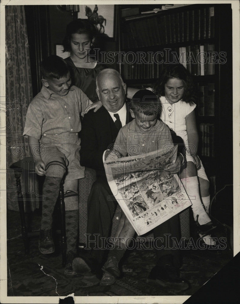 1933 Press Photo Joseph O&#39;Connell &amp; Children - Historic Images
