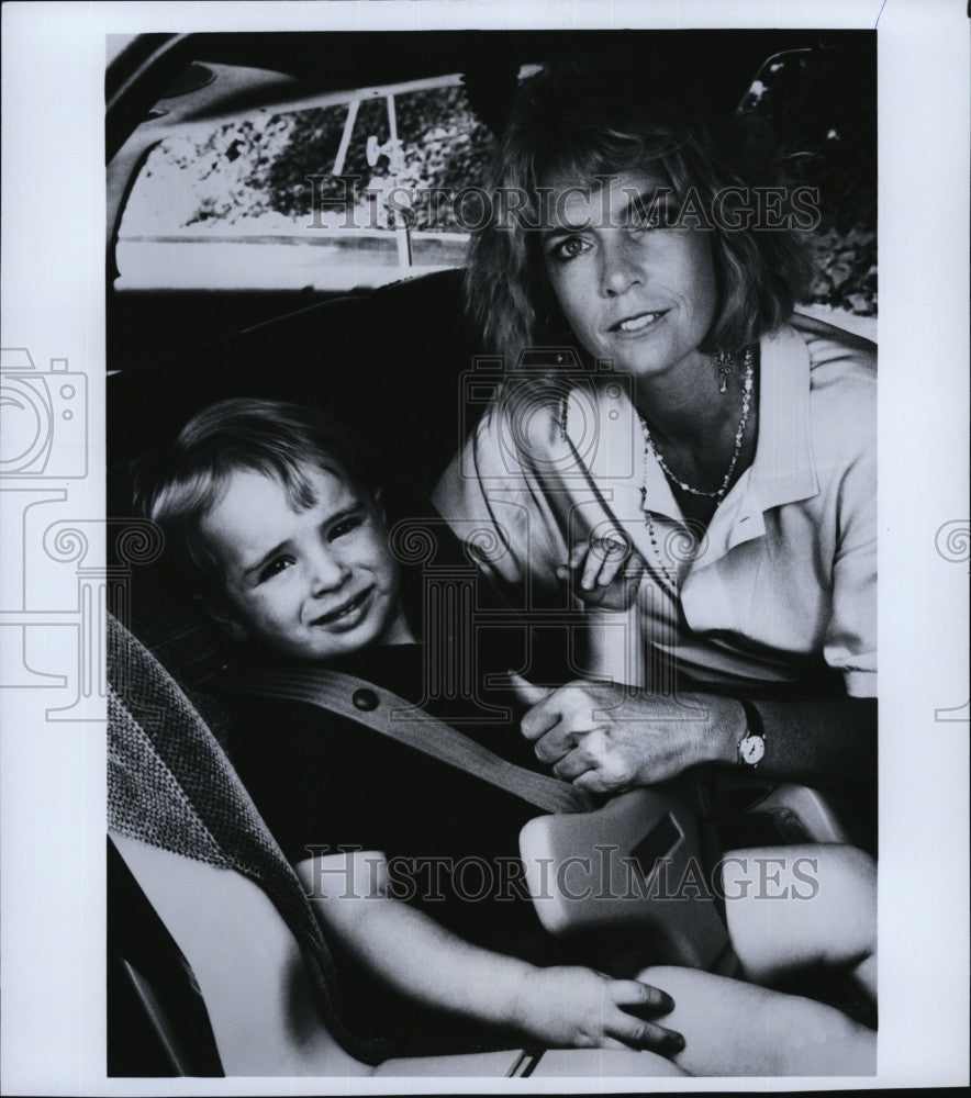 1980 Press Photo Actress Meredith Baxter Birney In &quot;Valvoline National Driving&quot; - Historic Images