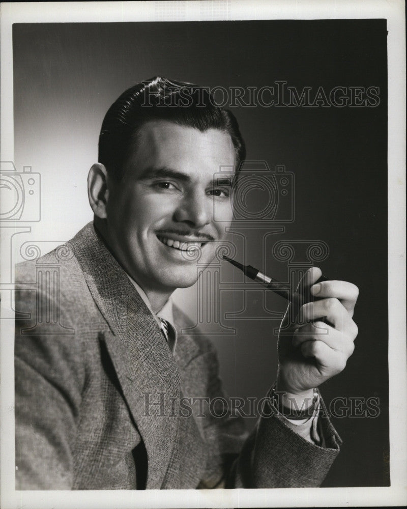 1946 Press Photo Actor Nelson Olmsted In &quot;The Olmsted Playhouse&quot; - Historic Images