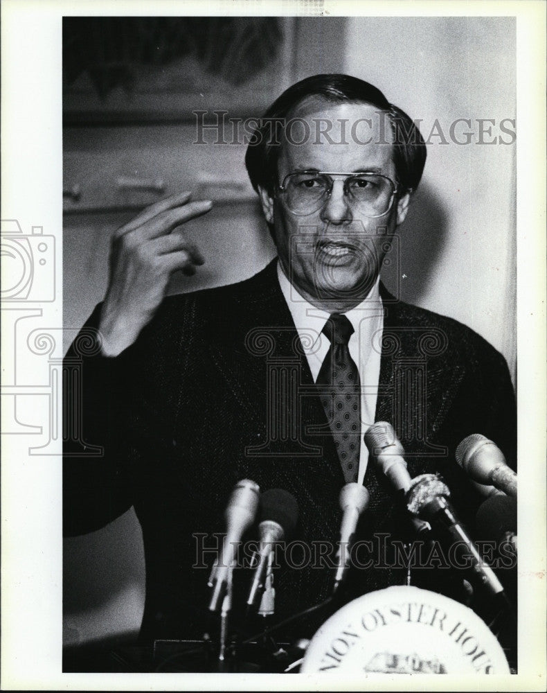 1988 Press Photo  Frank J. Fahrenkoph Jr.Rep Natl Comm - Historic Images