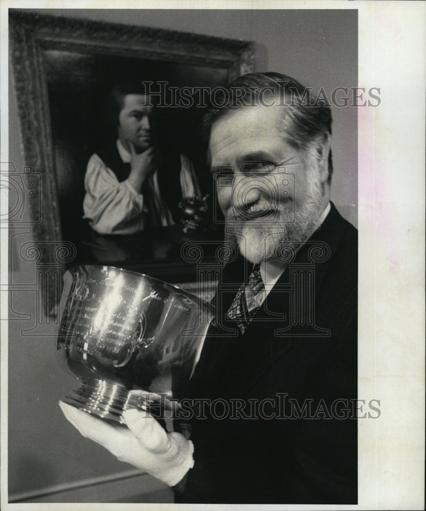 1998 Press Photo Curator Jonathan Fairbanks of Museum of Fine Arts - Historic Images