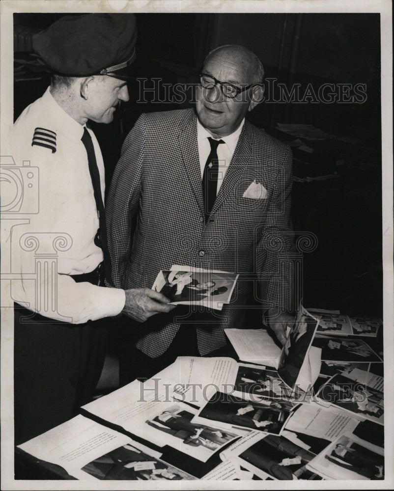 1961 Press Photo Charles Mungie,Boston newspaper &amp; David Morgan. Irish Airlines - Historic Images