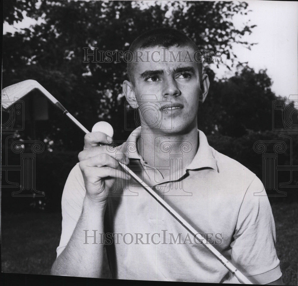 1963 Press Photo Bob Morganstern,New England Intercollegiate golfer - Historic Images