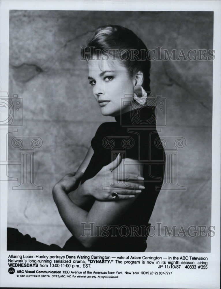 1987 Press Photo Leann Hunley stars on &quot;Dynasty&quot; - Historic Images