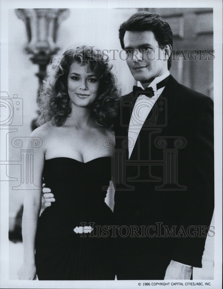 1986 Press Photo  Leann Hunley &amp; Gordon Thomson  stars on &quot;Dynasty&quot; - Historic Images