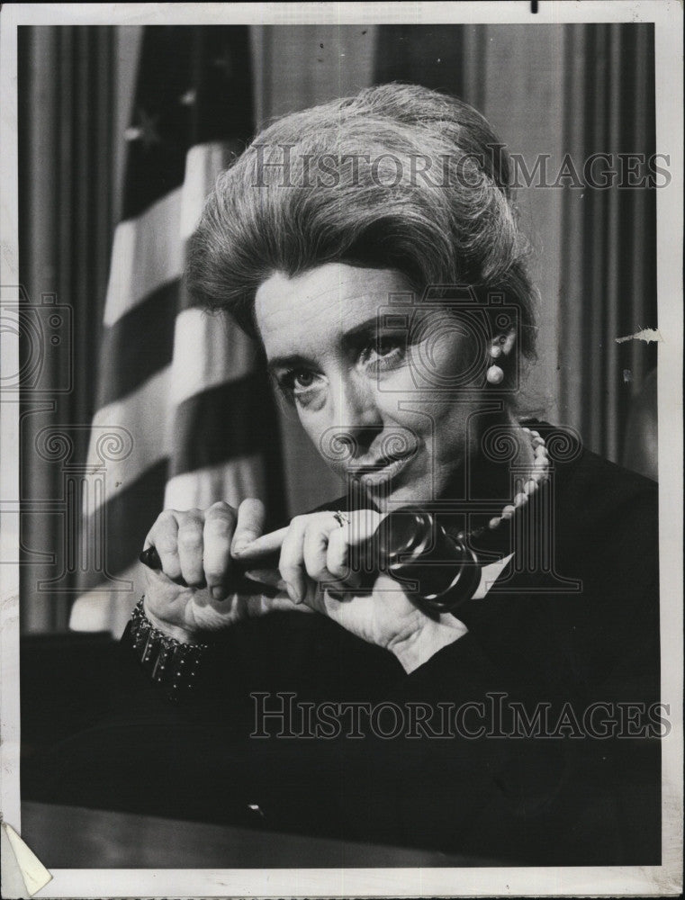 1971 Press Photo Marsha Hunt Guest Stars In Ironside - Historic Images