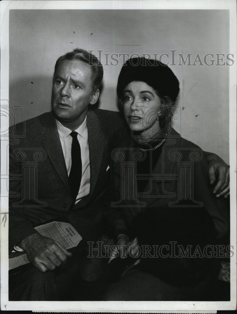 1965 Press Photo Actors Van Johnson And Marsha Hunt Guest Star In &quot;Ben Casey&quot; - Historic Images