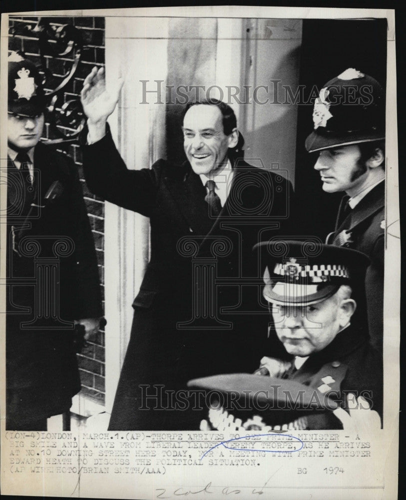 1974 Press Photo Liberal leader Jeremy Thorpe in London - Historic Images