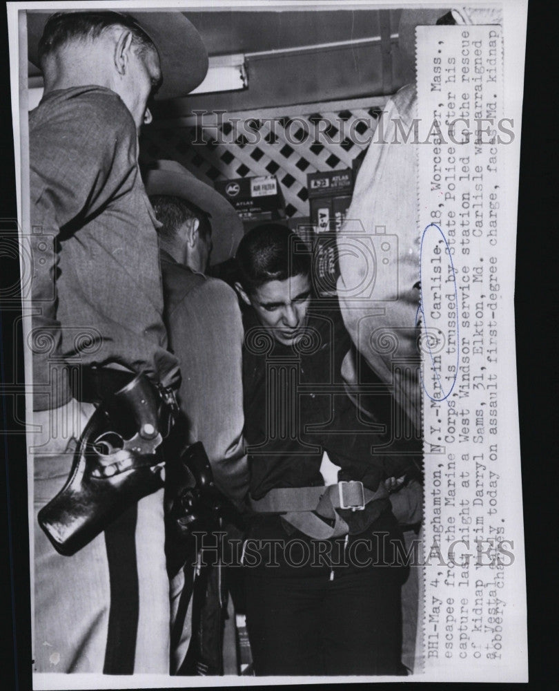 1967 Press Photo Martin Carlisle, Marine deserter &amp; police - Historic Images