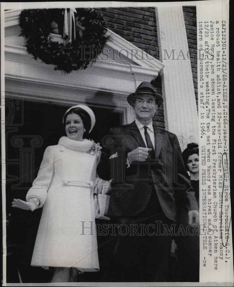 1968 Press Photo Senator Strom Thurmand &amp; bride Nancy - Historic Images