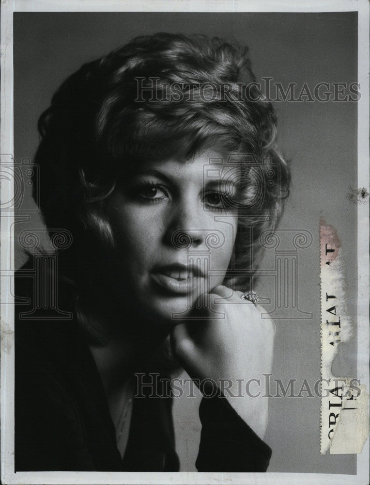 1973 Press Photo Vicki  American actress, comedienne,Singer. - Historic Images