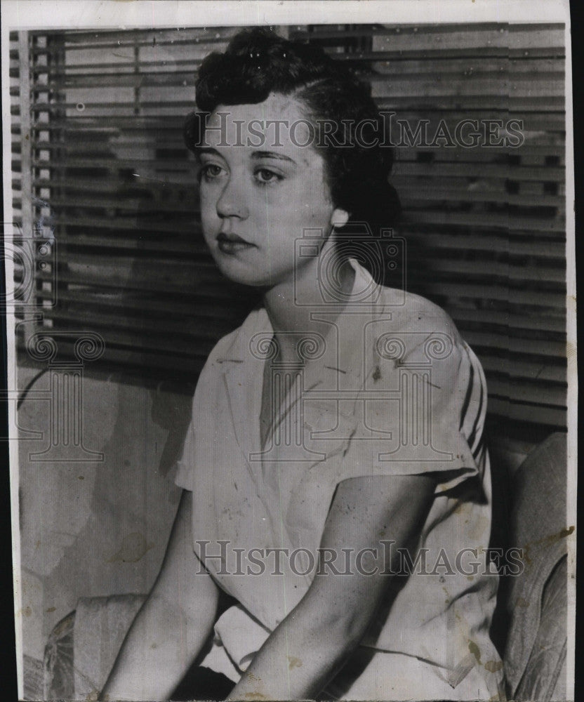 1954 Press Photo Defense Witness Dorothy Lawrence In James Roberts Murder Trial - Historic Images