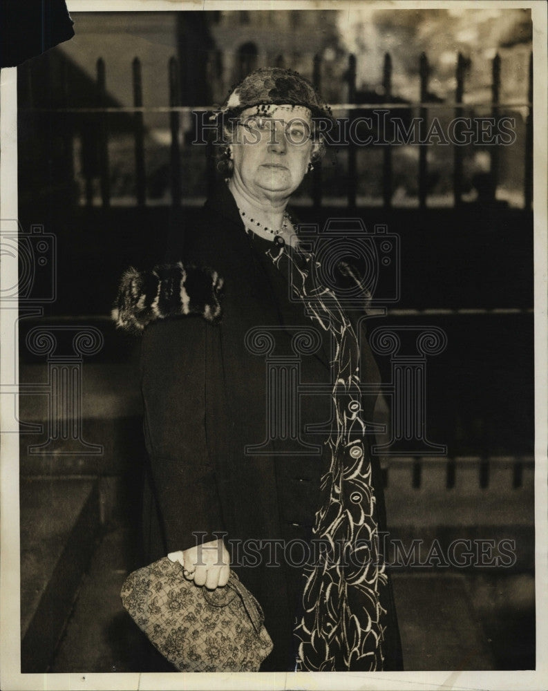 1935 Press Photo Jessie Lawrence Sues Wakefield Widower Seeks $25,000 Heartbalm - Historic Images