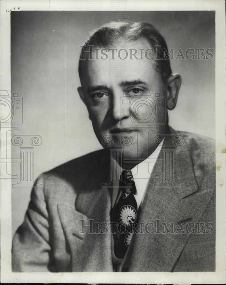 1953 Press Photo Walter F. Terry, Vice President of Calvert Distillers Corp. - Historic Images