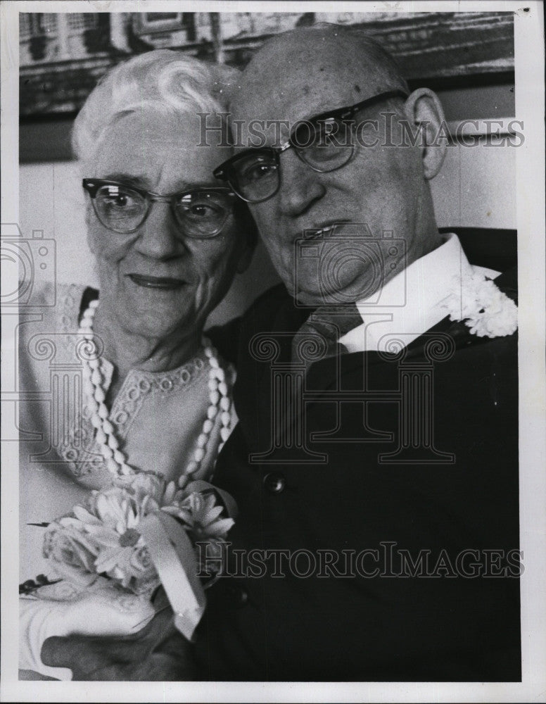 1971 Press Photo John Thorn, his bride Mrs. Edith Eddy - Historic Images