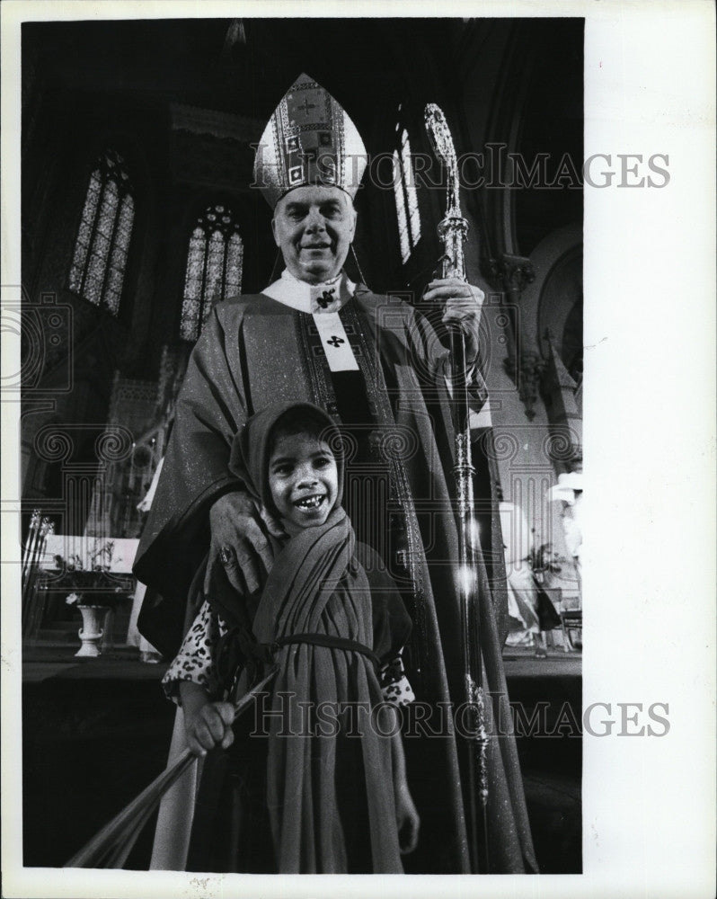 1986 Press Photo Bernard Cardinal Law on Palm Sunday - Historic Images